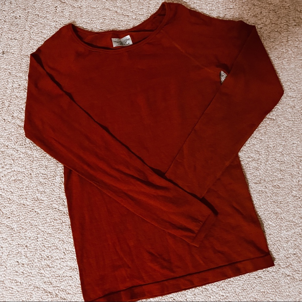 Athleta Red long sleeve top size medium
